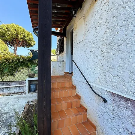 Villa De A 50 M De La *