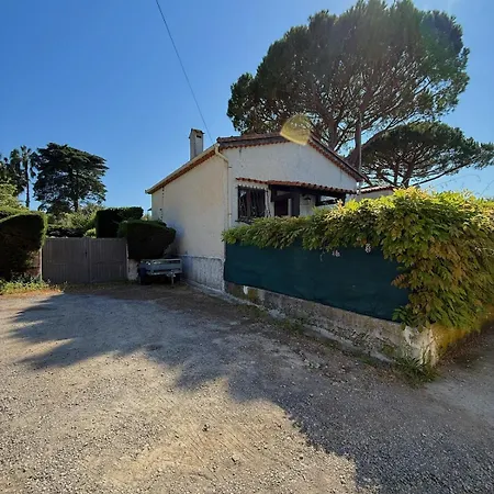 Villa De A 50 M De La