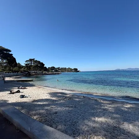 Villa De A 50 M De La